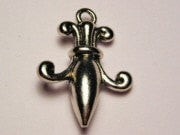 Gothic Fleur De Lis Genuine American Pewter Charm