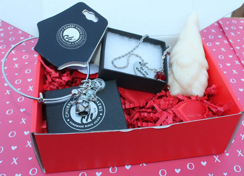 Be my Valentine red gift box 3 piece set gnome soy wax melt